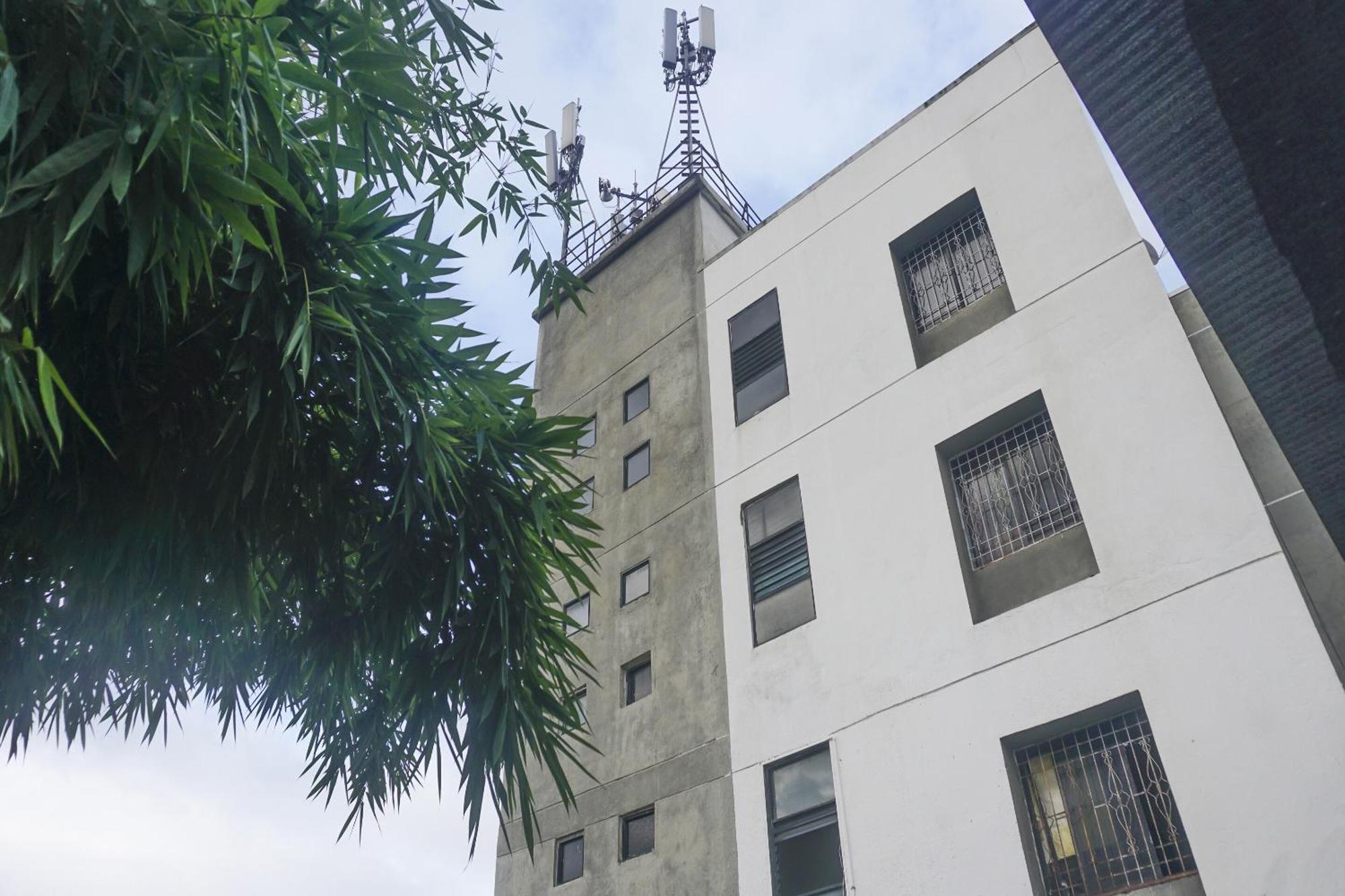 斯波特昂75667孔雀花园酒店 Kharakvasla 外观 照片